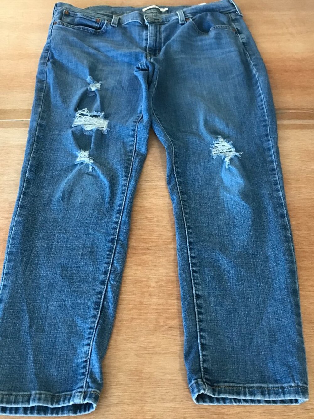 Levi's Boyfriend Jeans Women 32 Blue Mid Rise Distressed Medium Wash Stretch
